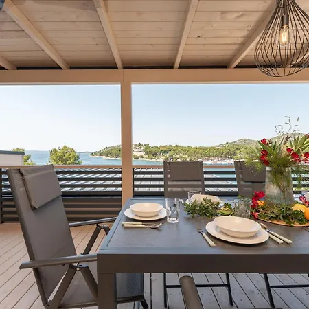 Luna Mare Boutique House *