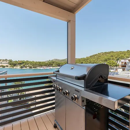 Luna Mare Boutique House Vikendica