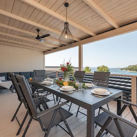 בית נופש Luna Mare Boutique House