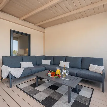 בית נופש Luna Mare Boutique House
