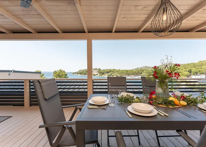 Luna Mare Boutique House *