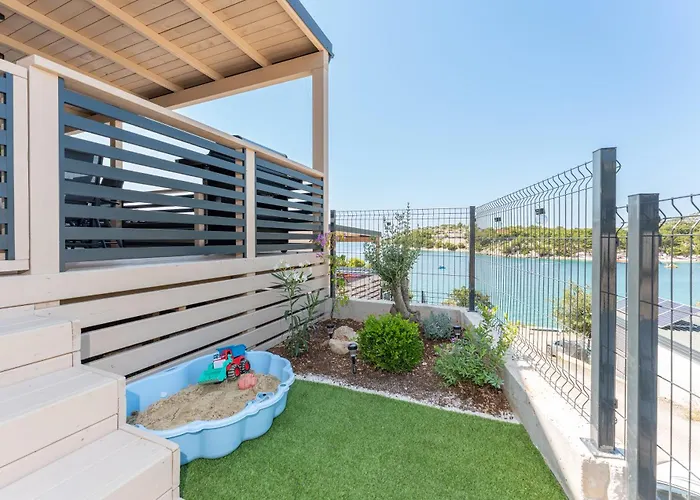 Luna Mare Boutique House